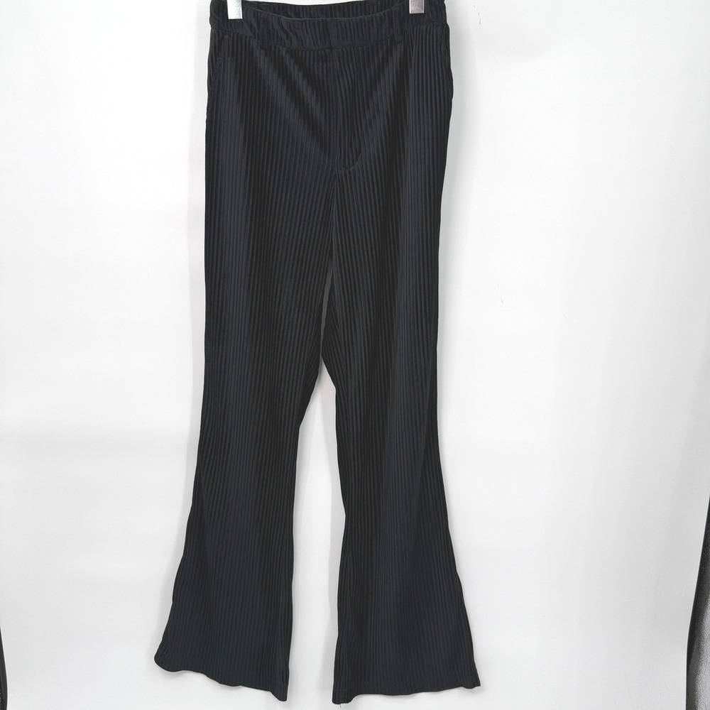 Urban Outfitters Plisse Pleated Trousers‎ Women 4 Black 70s Flowy Minimalist